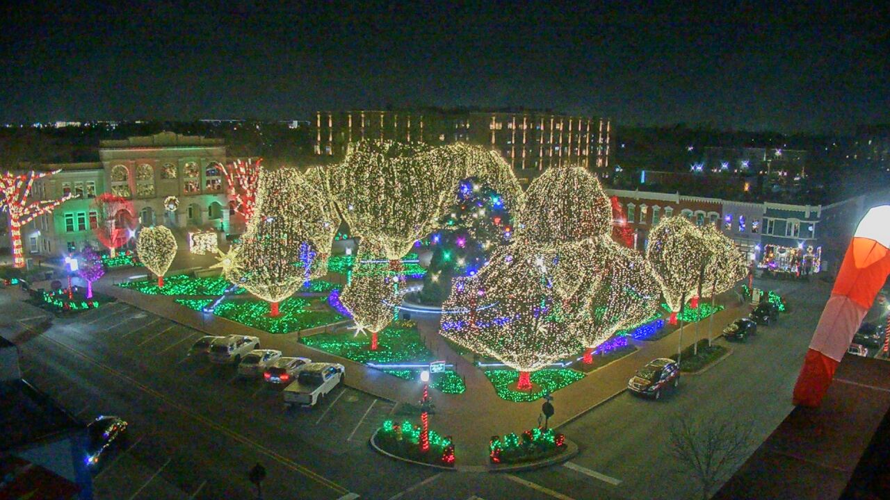 Thumbnail for current weather camera view from Walton�s 5 & 10 in Bentonville, Arkansas