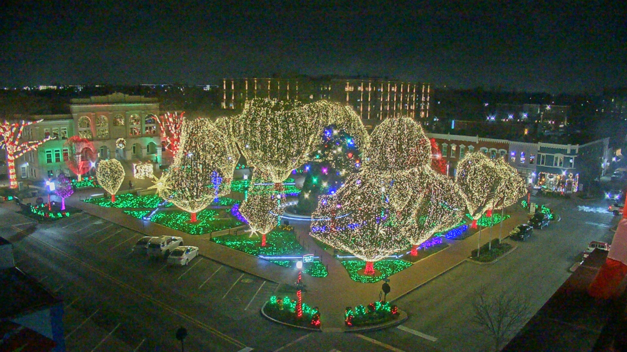 Thumbnail for current weather camera view from Walton�s 5 & 10 in Bentonville, Arkansas