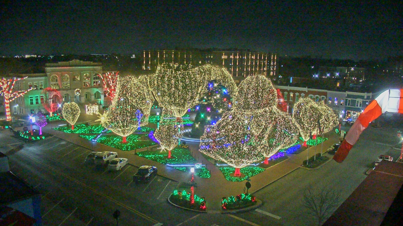 Thumbnail for current weather camera view from Walton�s 5 & 10 in Bentonville, Arkansas