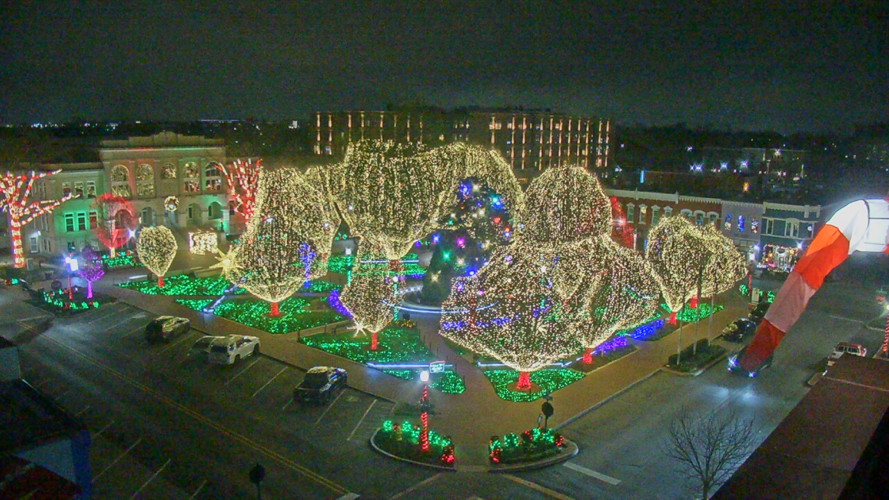 Thumbnail for current weather camera view from Walton�s 5 & 10 in Bentonville, Arkansas