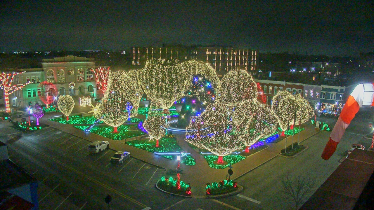 Thumbnail for current weather camera view from Walton�s 5 & 10 in Bentonville, Arkansas