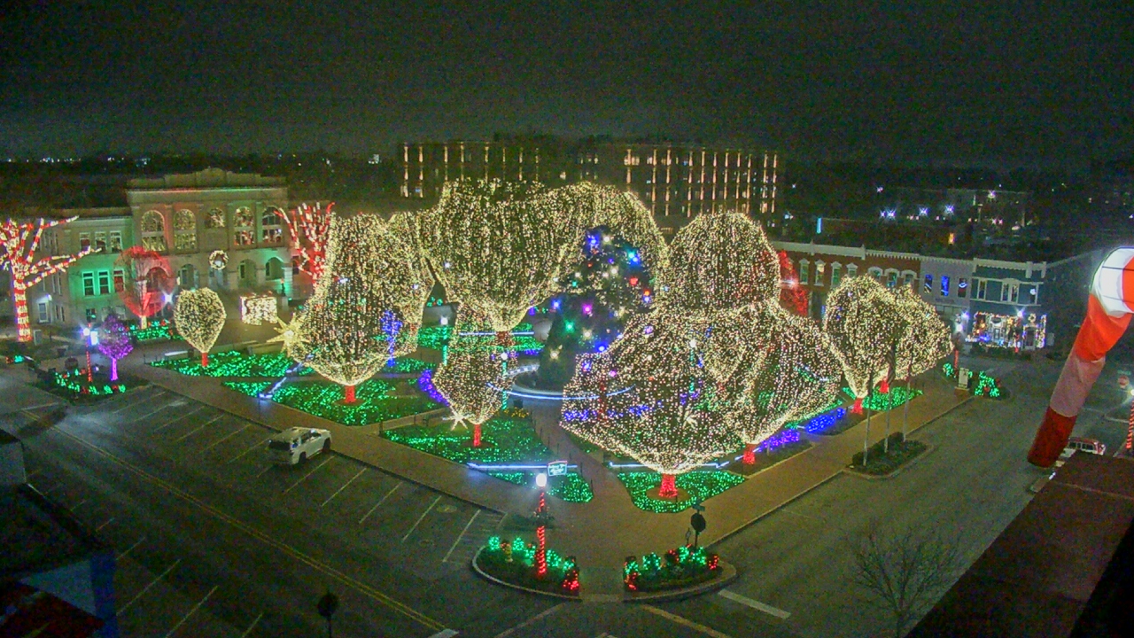 Thumbnail for current weather camera view from Walton�s 5 & 10 in Bentonville, Arkansas