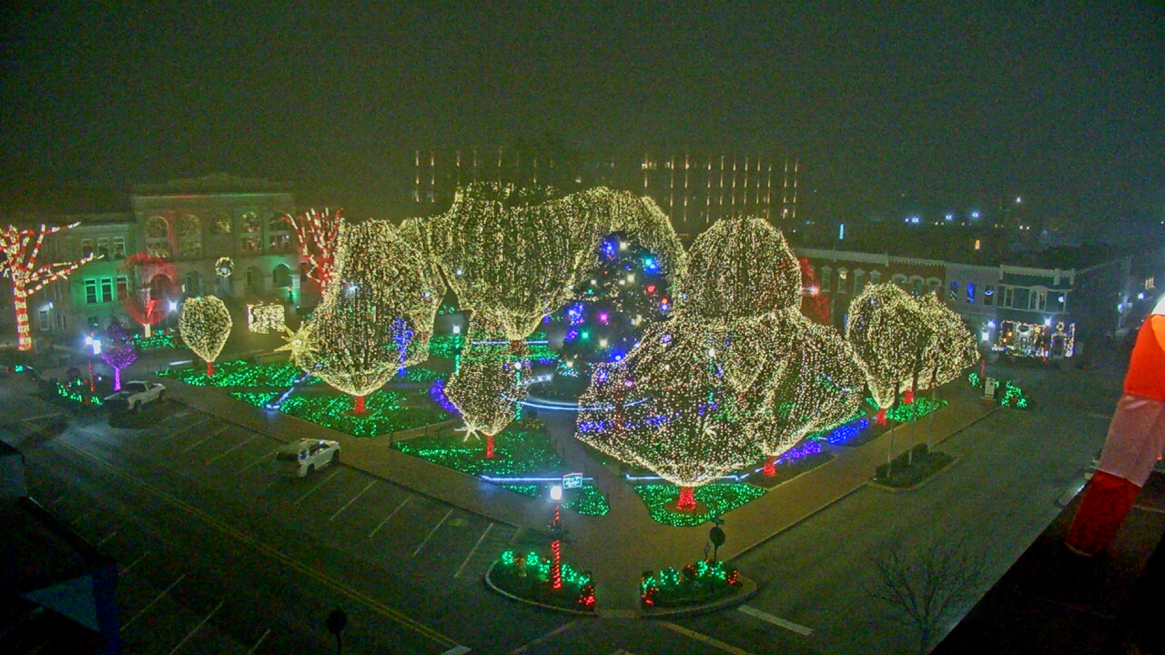 Thumbnail for current weather camera view from Walton�s 5 & 10 in Bentonville, Arkansas