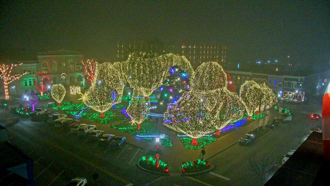 Thumbnail for current weather camera view from Walton�s 5 & 10 in Bentonville, Arkansas