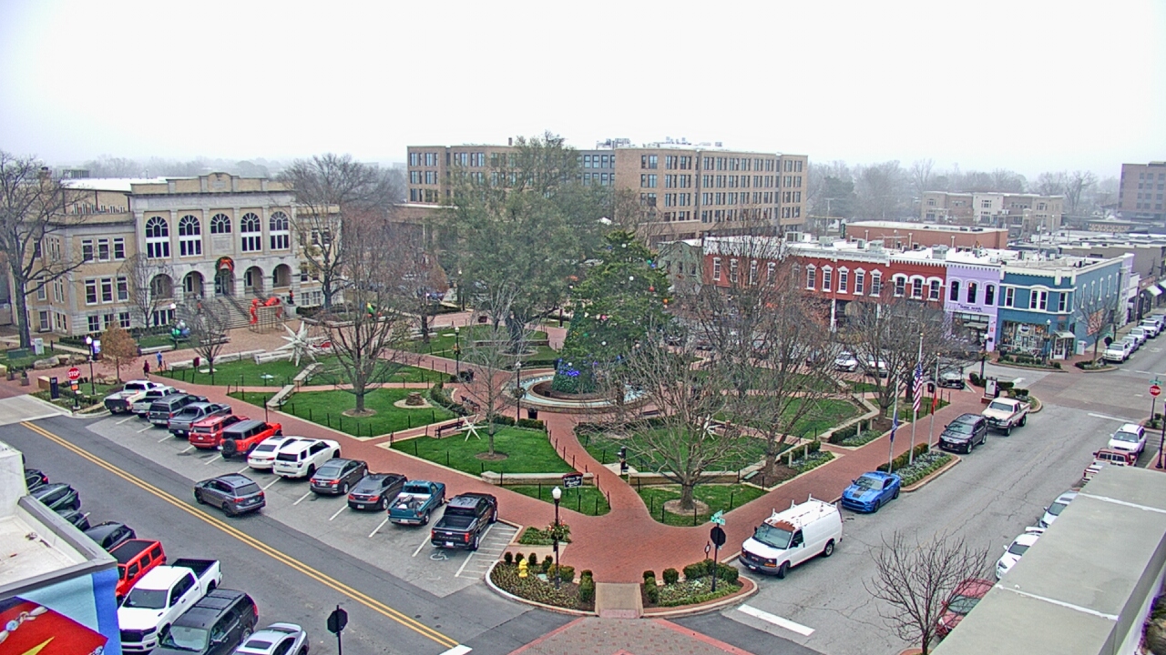 Thumbnail for current weather camera view from Walton�s 5 & 10 in Bentonville, Arkansas