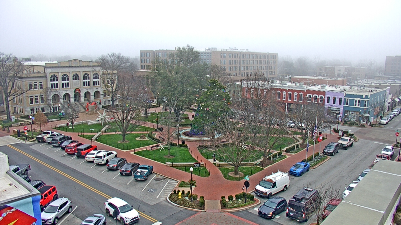 Thumbnail for current weather camera view from Walton�s 5 & 10 in Bentonville, Arkansas