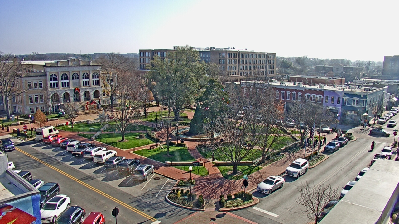 Thumbnail for current weather camera view from Walton�s 5 & 10 in Bentonville, Arkansas