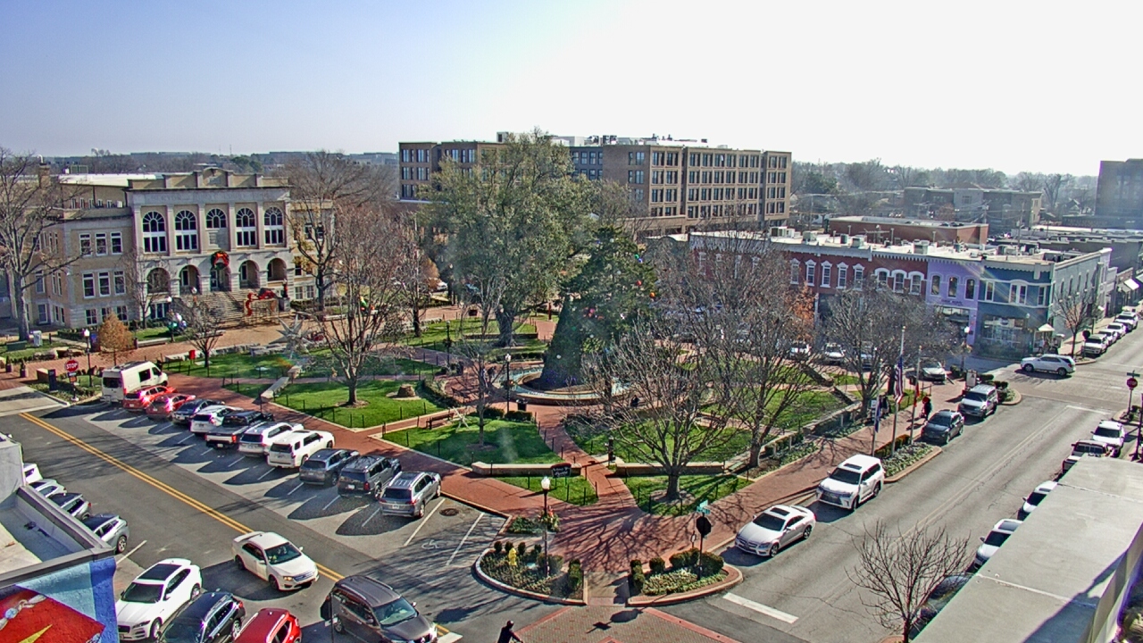 Thumbnail for current weather camera view from Walton�s 5 & 10 in Bentonville, Arkansas