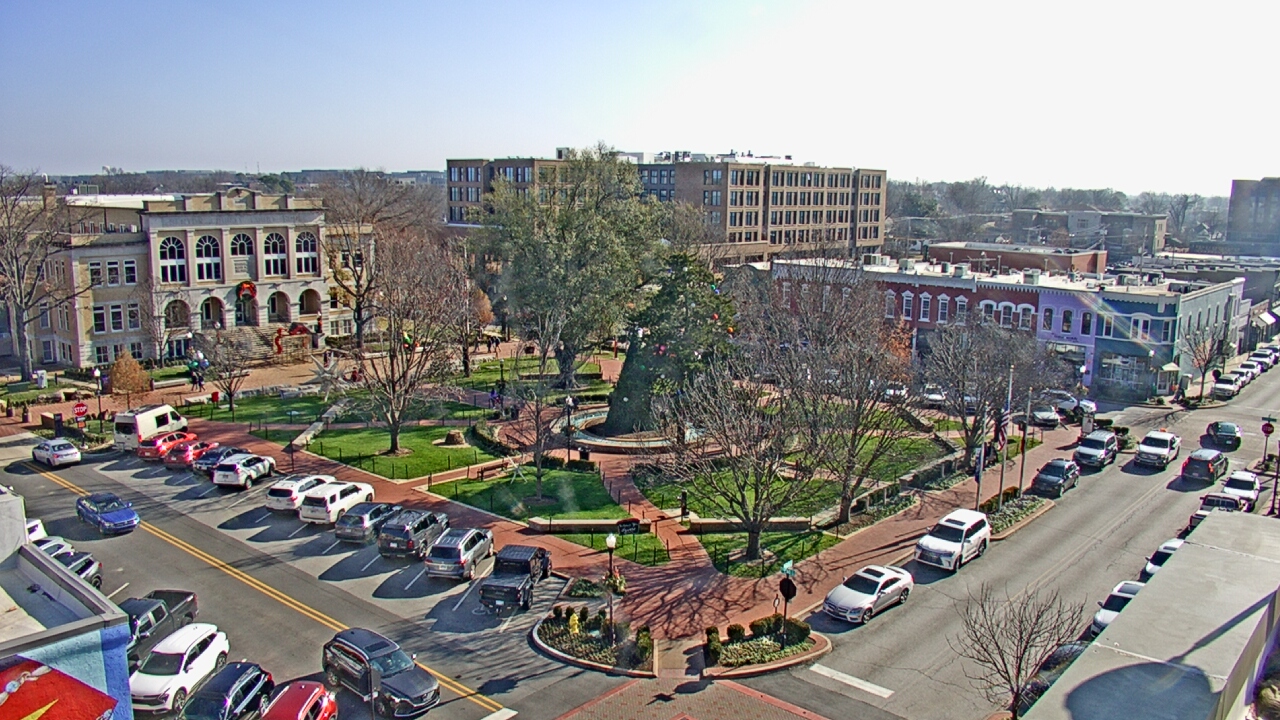 Thumbnail for current weather camera view from Walton�s 5 & 10 in Bentonville, Arkansas