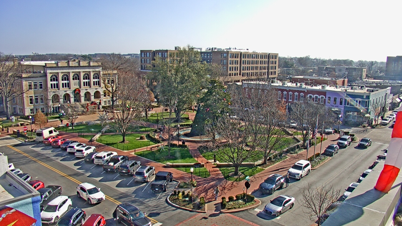 Thumbnail for current weather camera view from Walton�s 5 & 10 in Bentonville, Arkansas