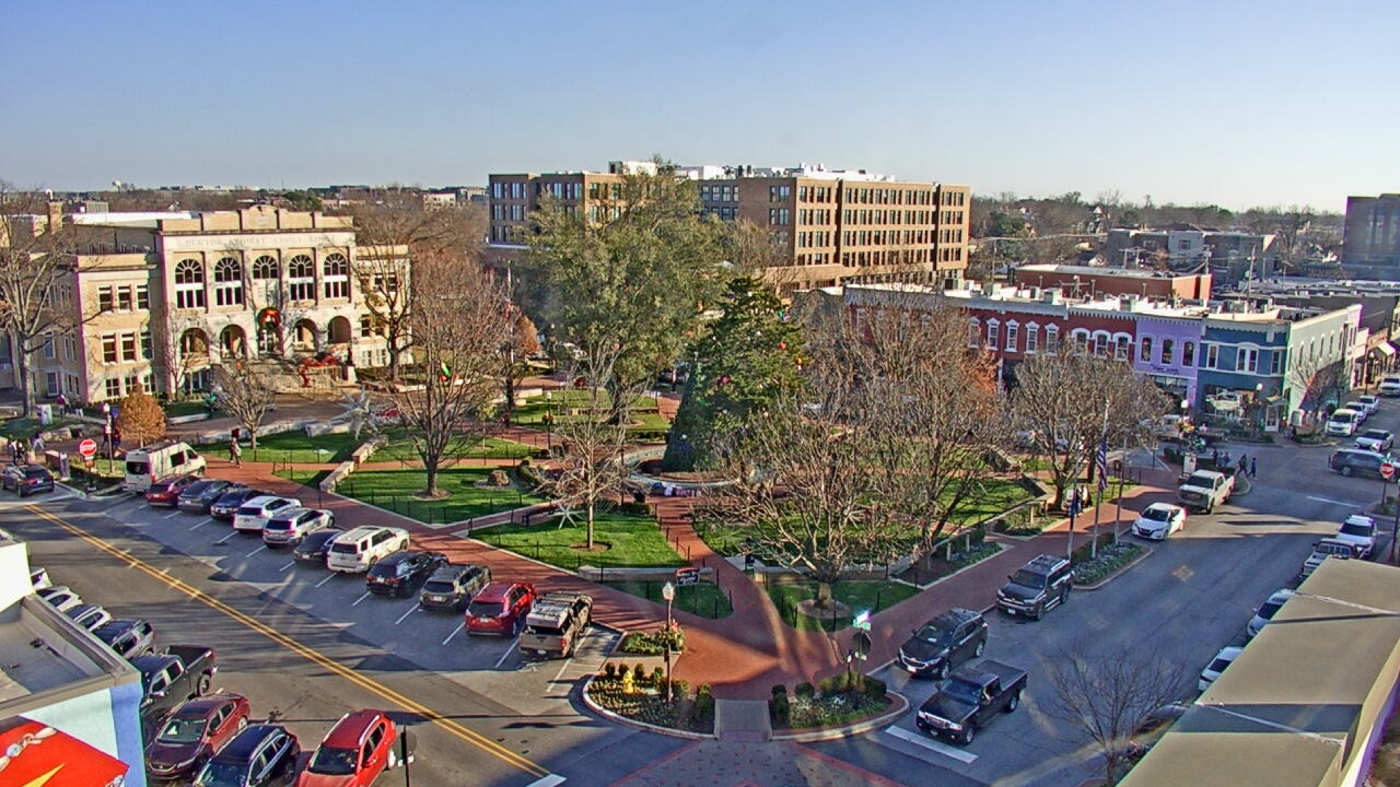 Thumbnail for current weather camera view from Walton�s 5 & 10 in Bentonville, Arkansas