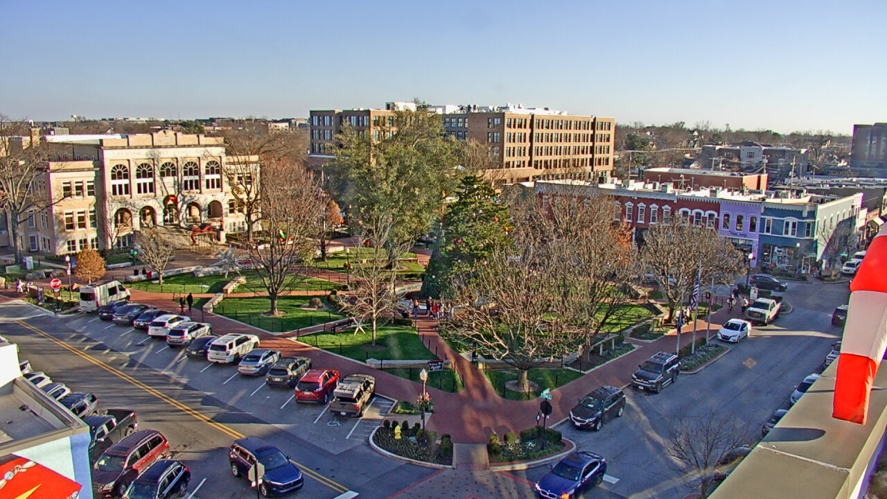 Thumbnail for current weather camera view from Walton�s 5 & 10 in Bentonville, Arkansas