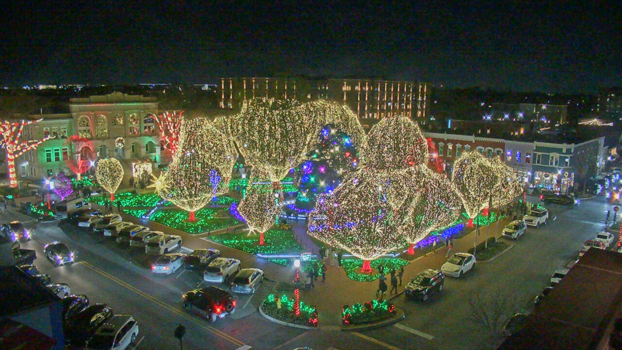 Thumbnail for current weather camera view from Walton�s 5 & 10 in Bentonville, Arkansas