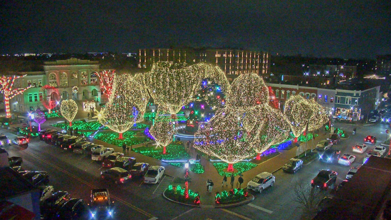 Thumbnail for current weather camera view from Walton�s 5 & 10 in Bentonville, Arkansas
