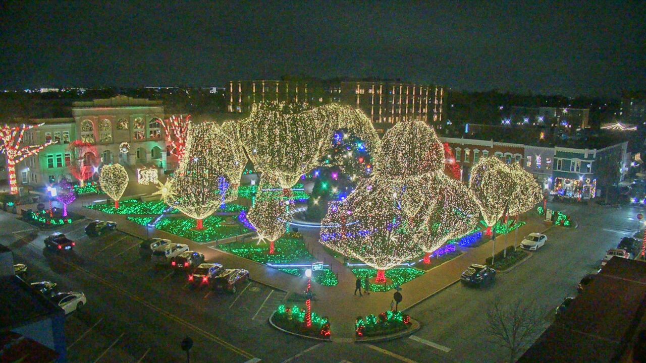 Thumbnail for current weather camera view from Walton�s 5 & 10 in Bentonville, Arkansas