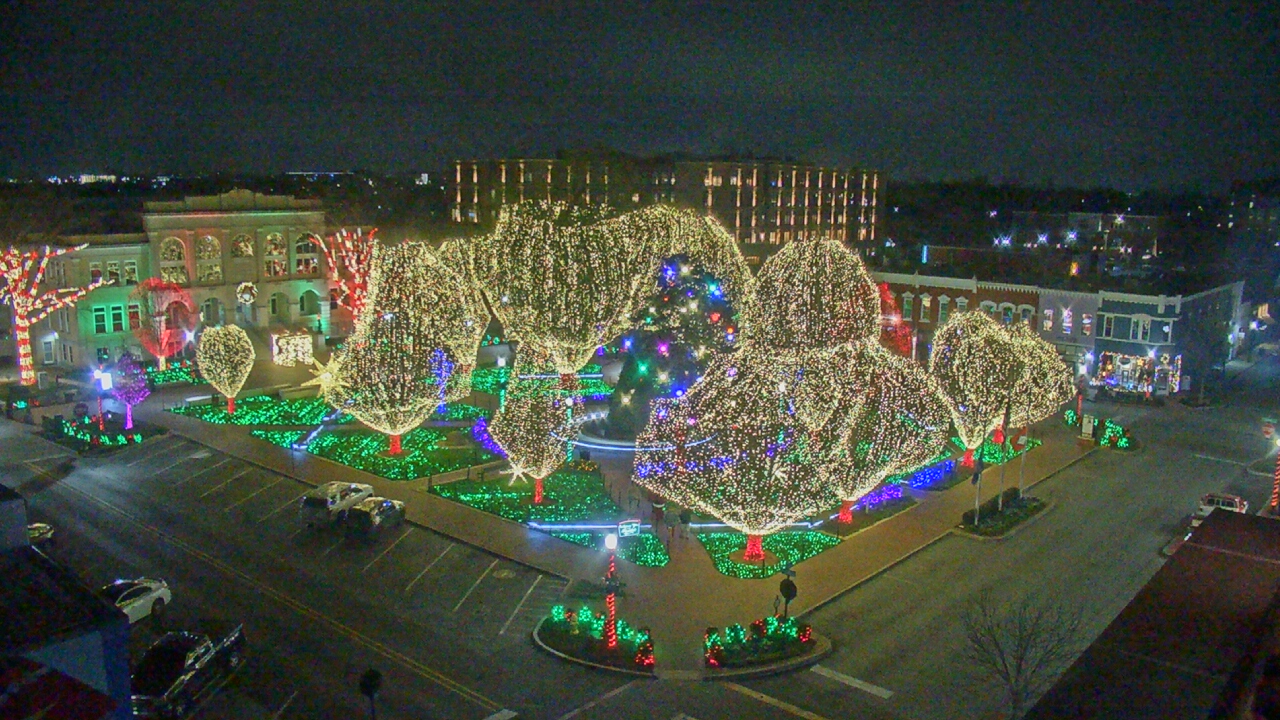 Thumbnail for current weather camera view from Walton�s 5 & 10 in Bentonville, Arkansas