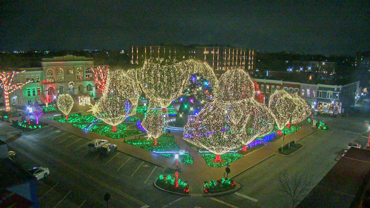 Thumbnail for current weather camera view from Walton�s 5 & 10 in Bentonville, Arkansas