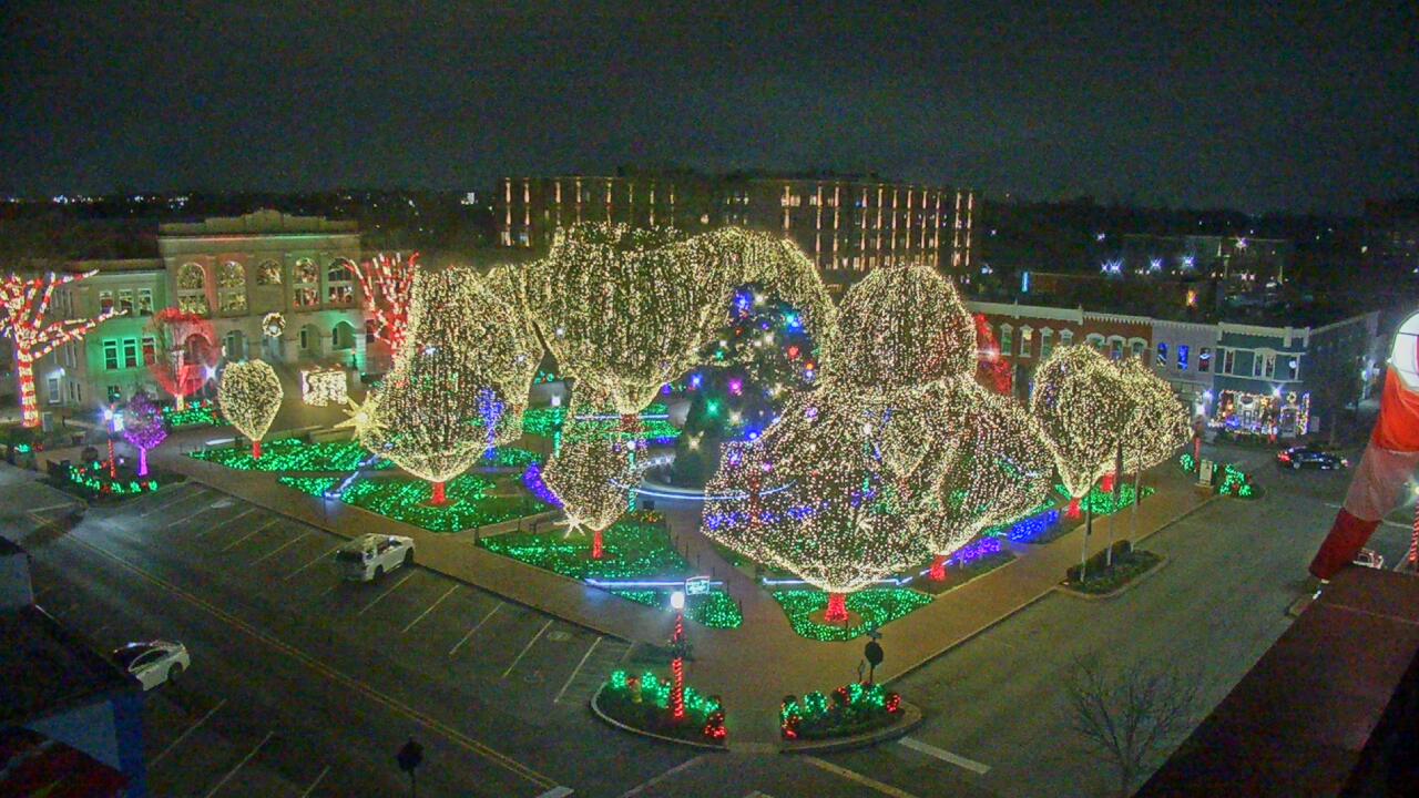 Thumbnail for current weather camera view from Walton�s 5 & 10 in Bentonville, Arkansas