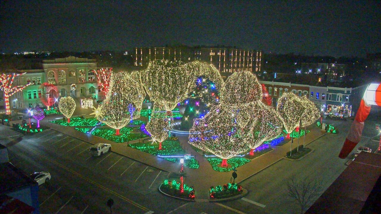 Thumbnail for current weather camera view from Walton�s 5 & 10 in Bentonville, Arkansas