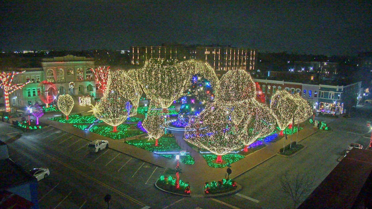 Thumbnail for current weather camera view from Walton�s 5 & 10 in Bentonville, Arkansas