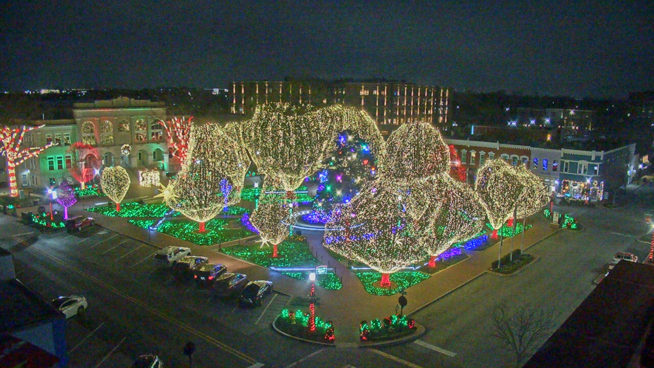 Thumbnail for current weather camera view from Walton�s 5 & 10 in Bentonville, Arkansas