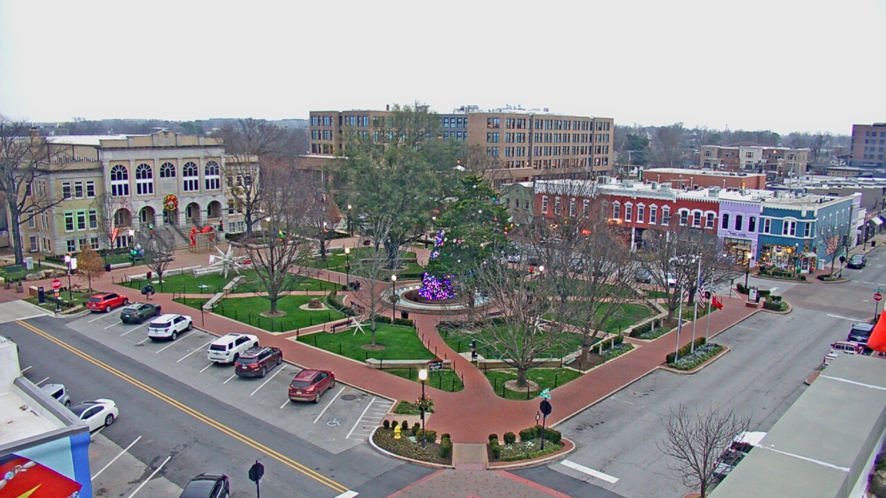 Thumbnail for current weather camera view from Walton�s 5 & 10 in Bentonville, Arkansas