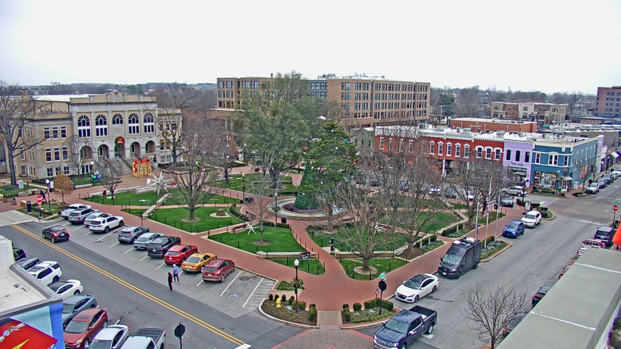 Thumbnail for current weather camera view from Walton�s 5 & 10 in Bentonville, Arkansas