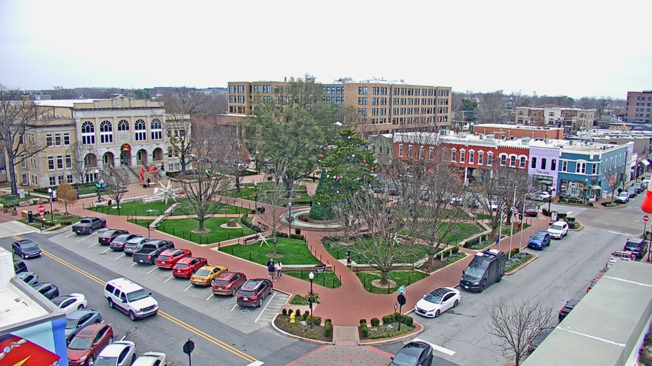 Thumbnail for current weather camera view from Walton�s 5 & 10 in Bentonville, Arkansas