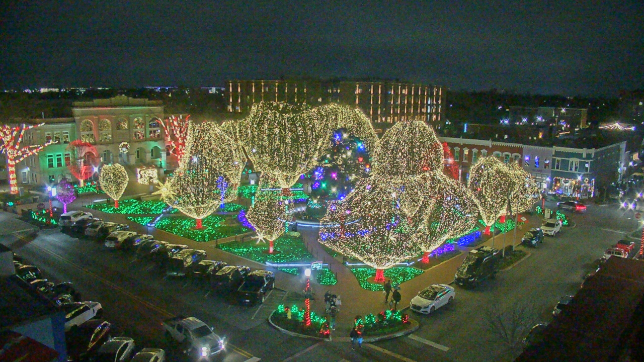 Thumbnail for current weather camera view from Walton�s 5 & 10 in Bentonville, Arkansas