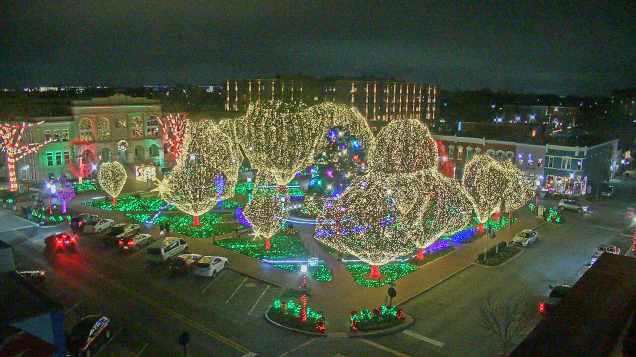 Thumbnail for current weather camera view from Walton�s 5 & 10 in Bentonville, Arkansas