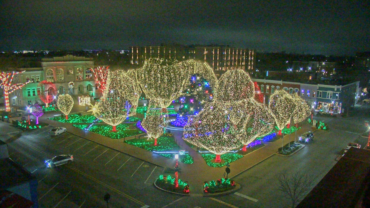 Thumbnail for current weather camera view from Walton�s 5 & 10 in Bentonville, Arkansas