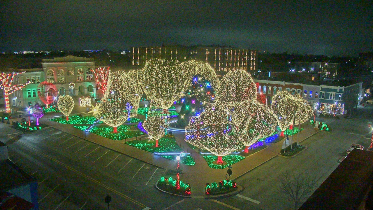 Thumbnail for current weather camera view from Walton�s 5 & 10 in Bentonville, Arkansas