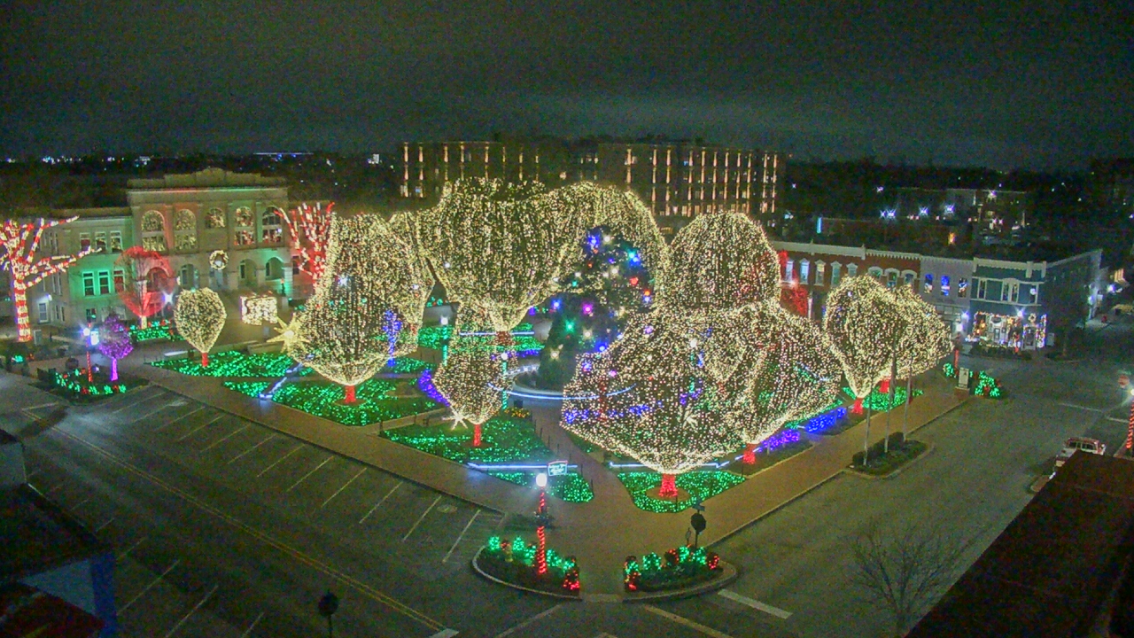 Thumbnail for current weather camera view from Walton�s 5 & 10 in Bentonville, Arkansas