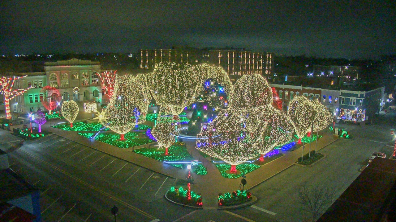 Thumbnail for current weather camera view from Walton�s 5 & 10 in Bentonville, Arkansas