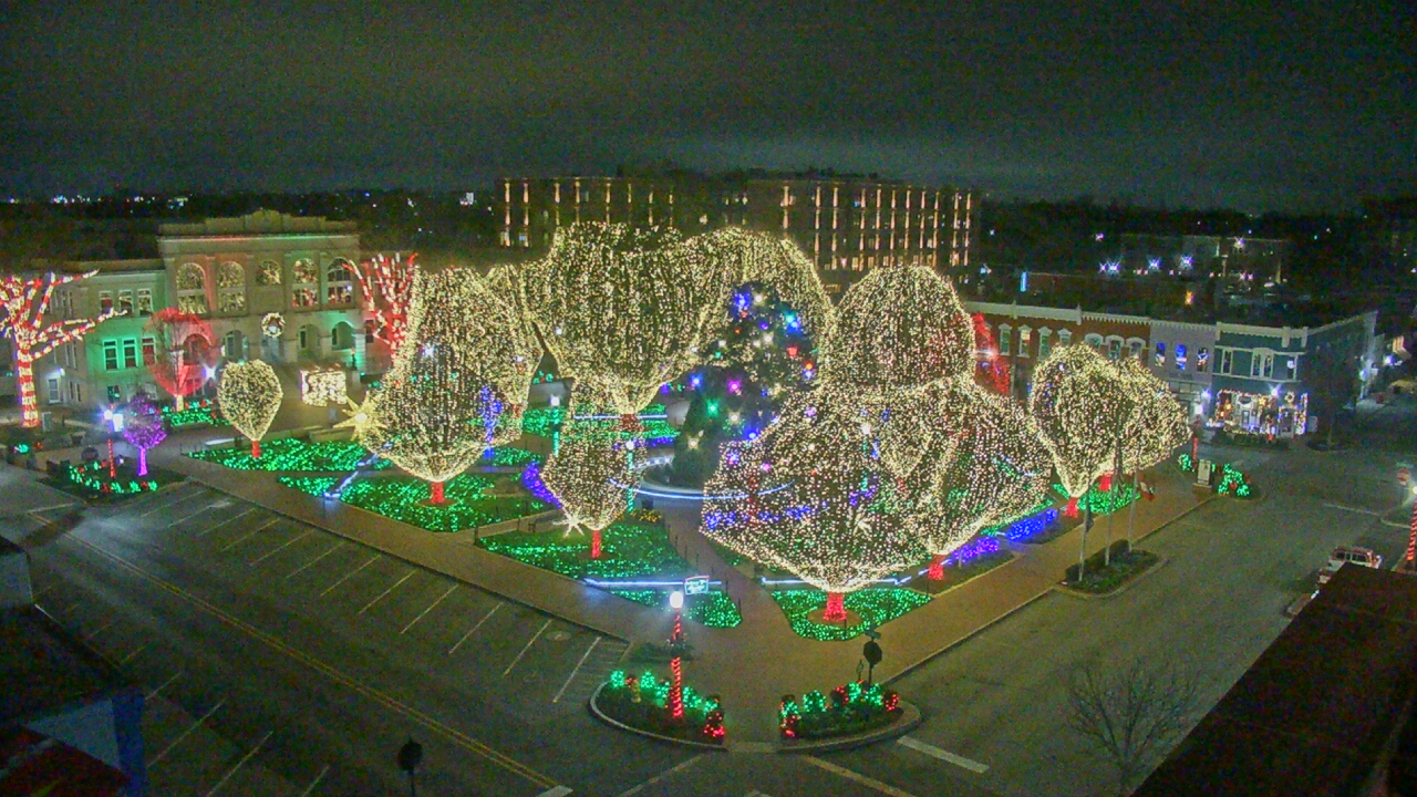 Thumbnail for current weather camera view from Walton�s 5 & 10 in Bentonville, Arkansas