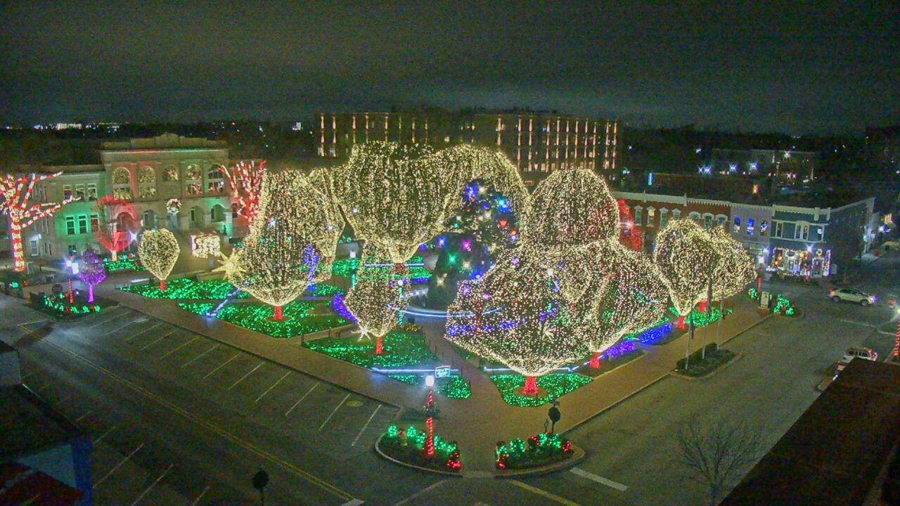 Thumbnail for current weather camera view from Walton�s 5 & 10 in Bentonville, Arkansas