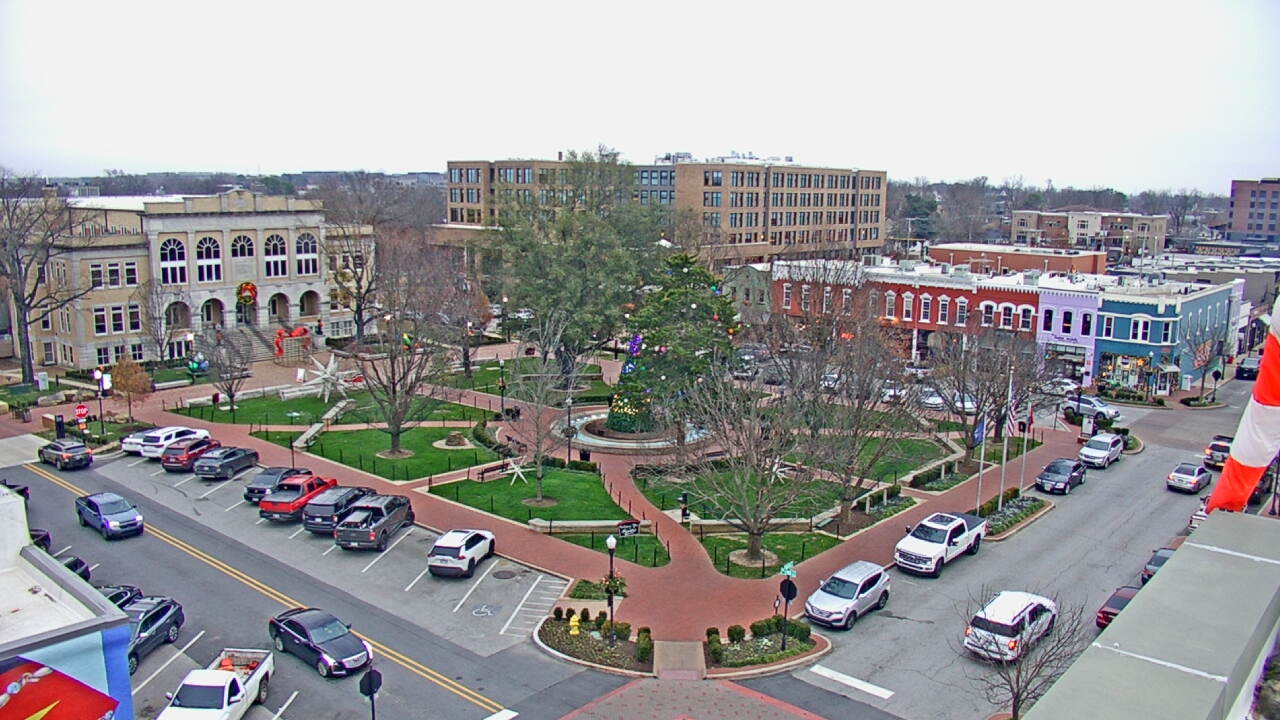 Thumbnail for current weather camera view from Walton�s 5 & 10 in Bentonville, Arkansas