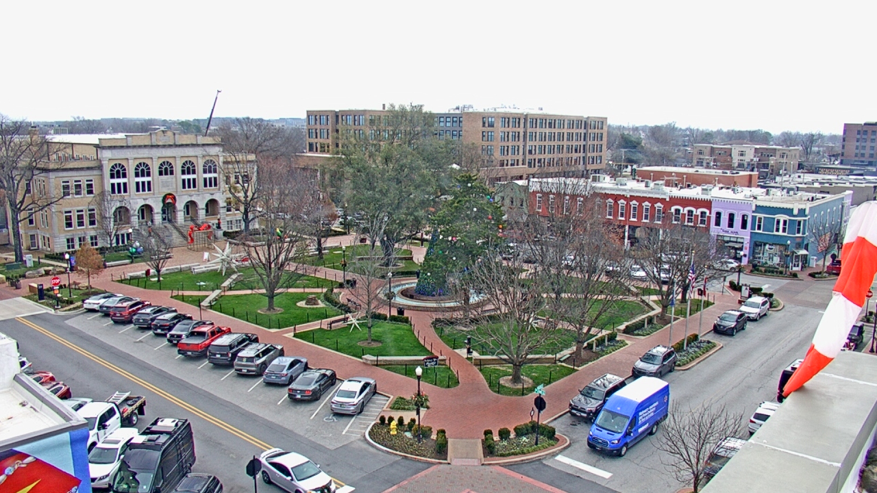 Thumbnail for current weather camera view from Walton�s 5 & 10 in Bentonville, Arkansas