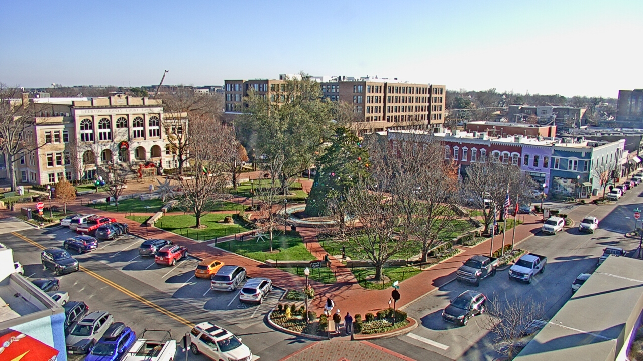 Thumbnail for current weather camera view from Walton�s 5 & 10 in Bentonville, Arkansas