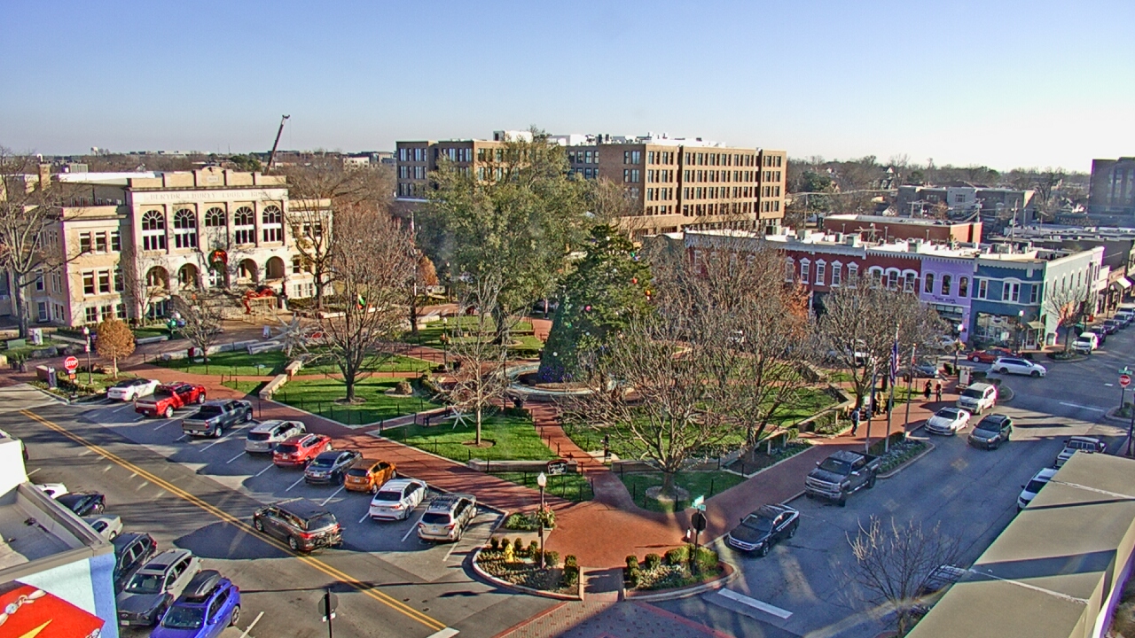 Thumbnail for current weather camera view from Walton�s 5 & 10 in Bentonville, Arkansas