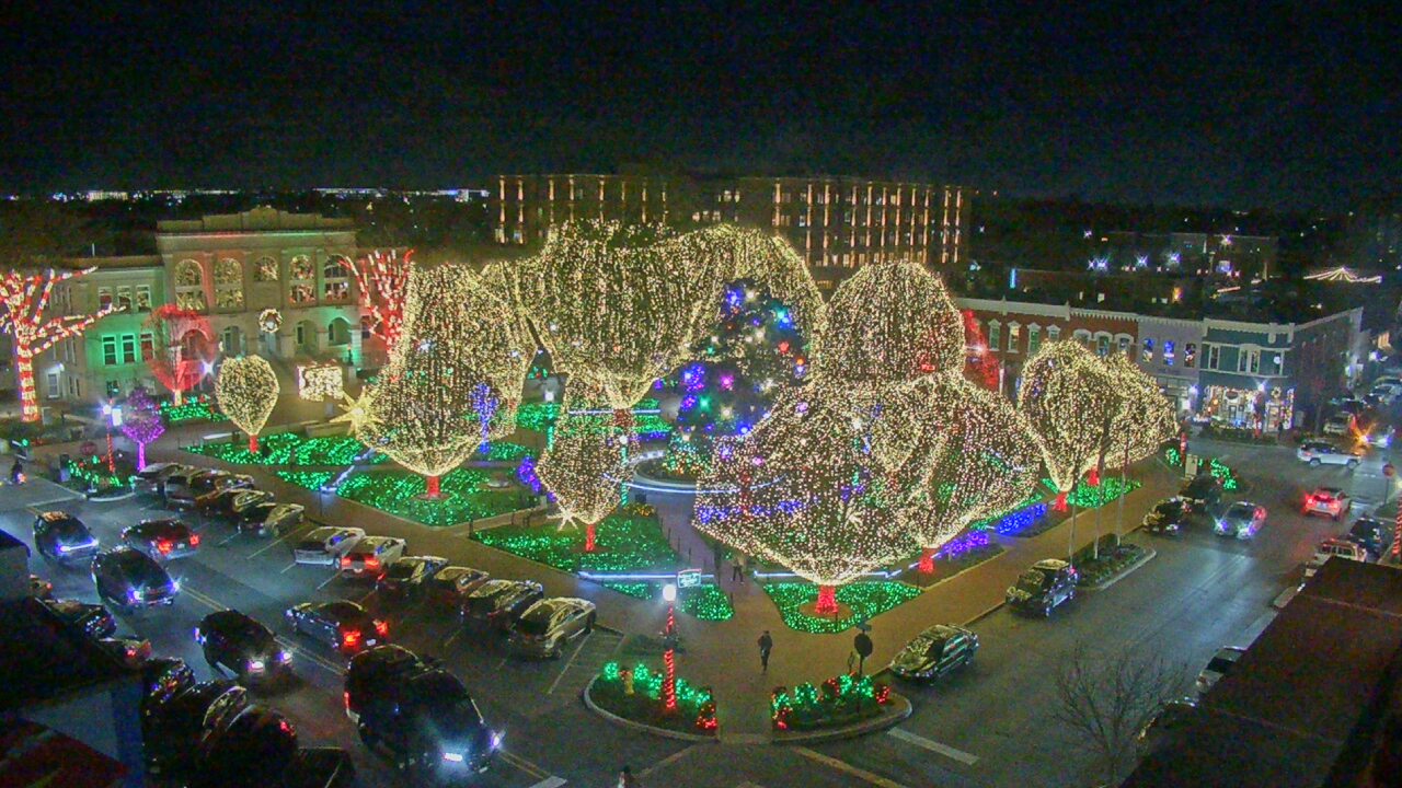 Thumbnail for current weather camera view from Walton�s 5 & 10 in Bentonville, Arkansas