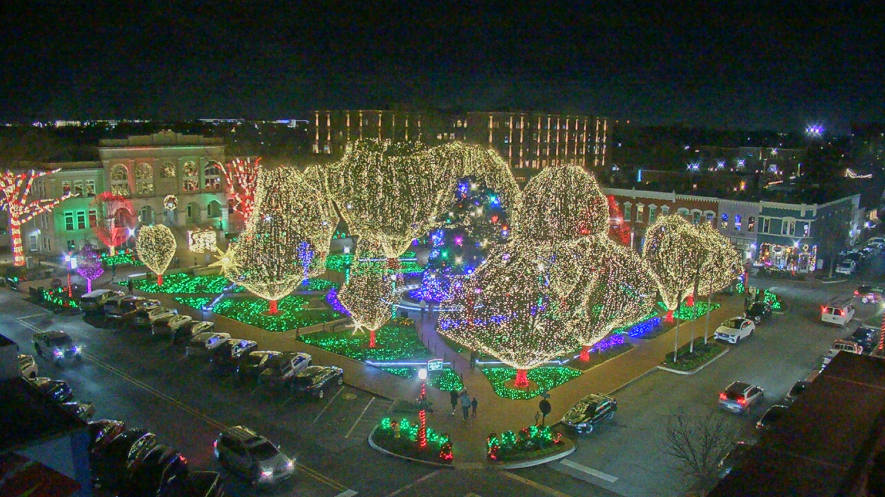 Thumbnail for current weather camera view from Walton�s 5 & 10 in Bentonville, Arkansas