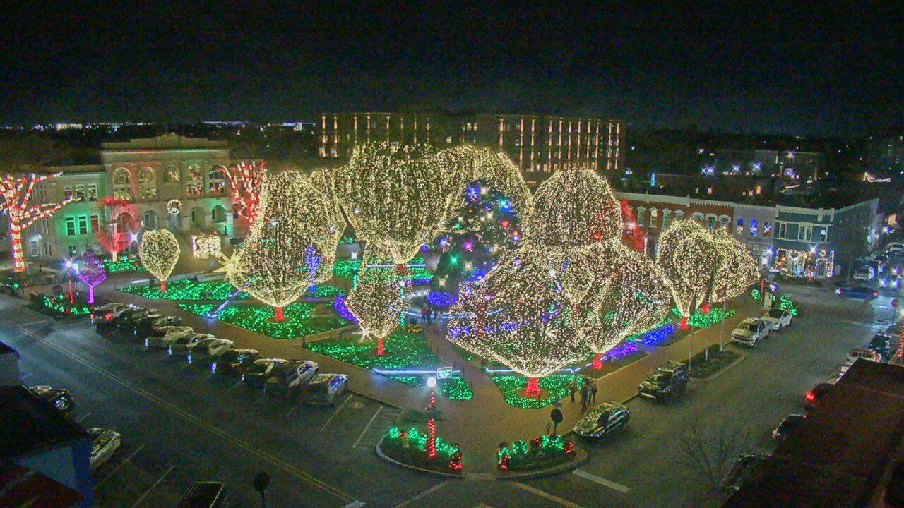 Thumbnail for current weather camera view from Walton�s 5 & 10 in Bentonville, Arkansas