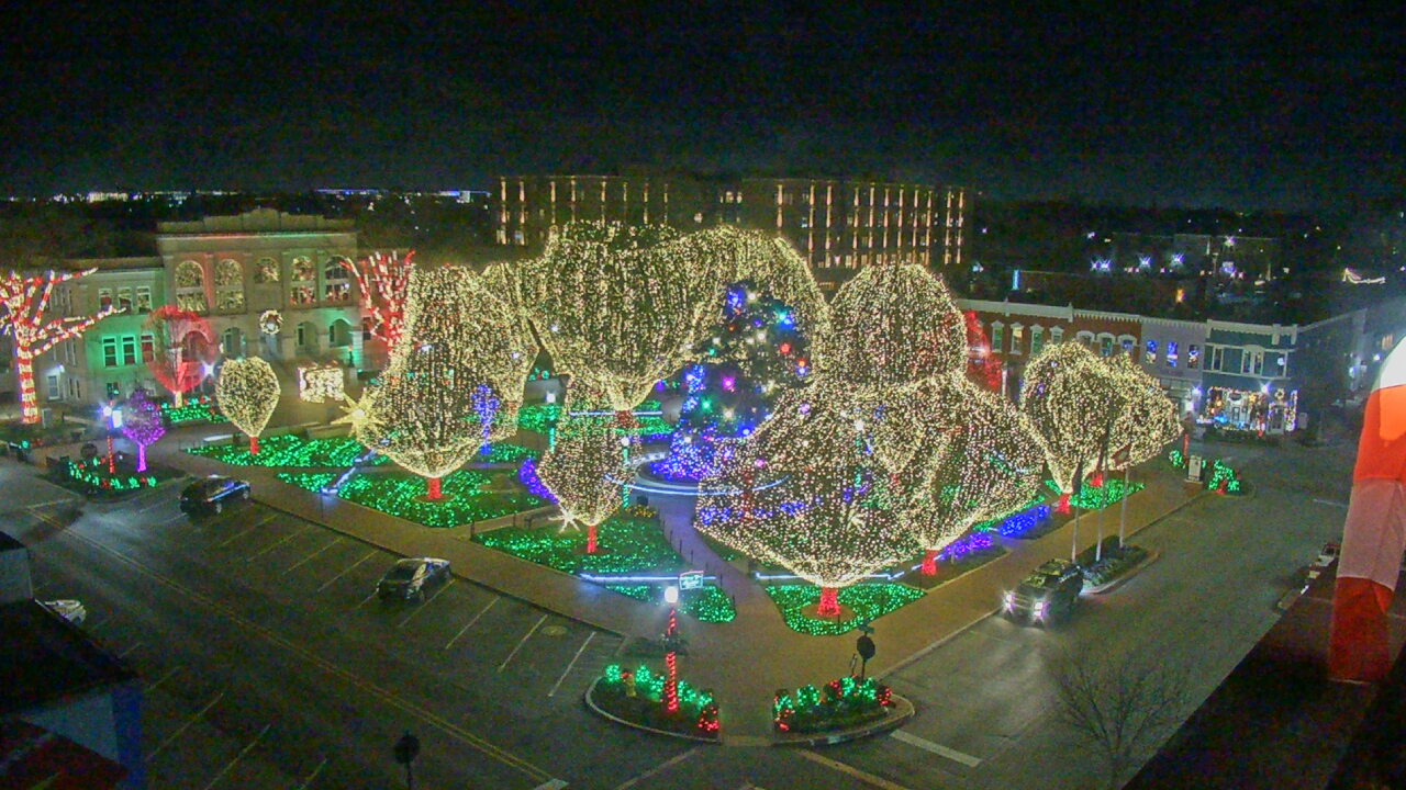 Thumbnail for current weather camera view from Walton�s 5 & 10 in Bentonville, Arkansas