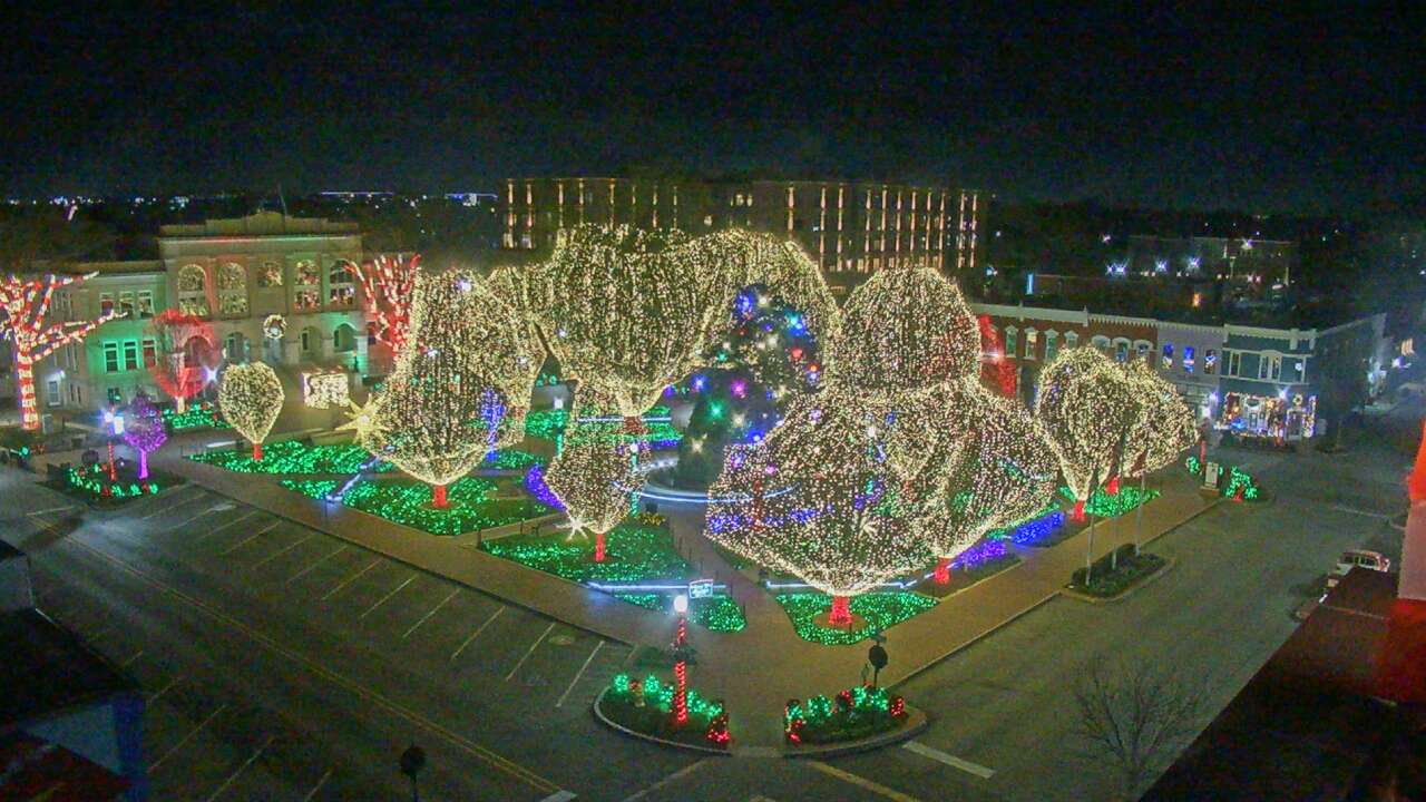 Thumbnail for current weather camera view from Walton�s 5 & 10 in Bentonville, Arkansas