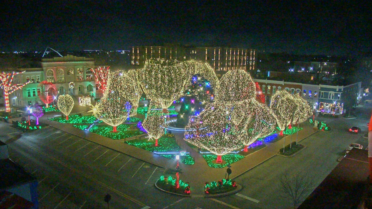 Thumbnail for current weather camera view from Walton�s 5 & 10 in Bentonville, Arkansas