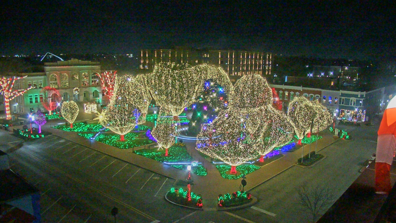 Thumbnail for current weather camera view from Walton�s 5 & 10 in Bentonville, Arkansas