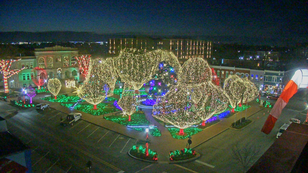 Thumbnail for current weather camera view from Walton�s 5 & 10 in Bentonville, Arkansas