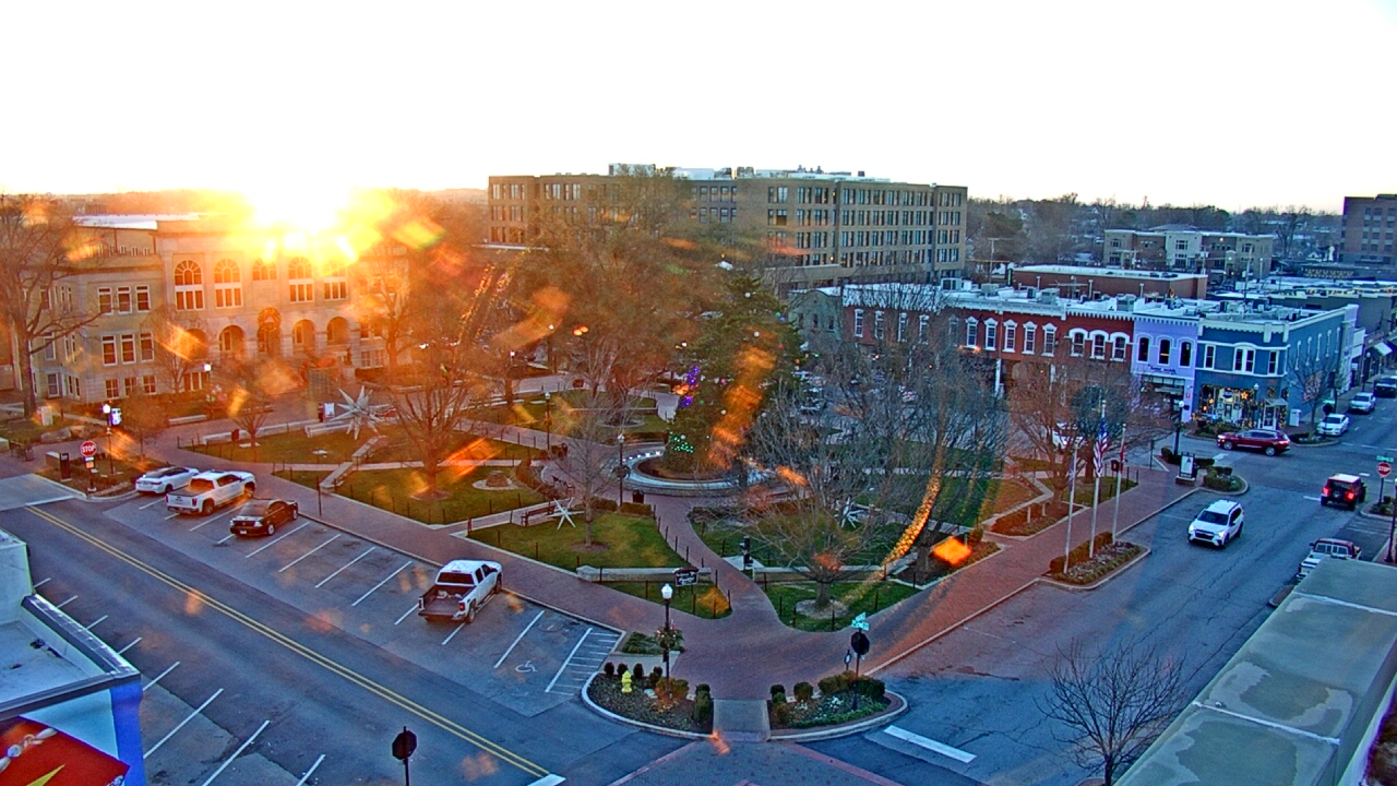 Thumbnail for current weather camera view from Walton�s 5 & 10 in Bentonville, Arkansas