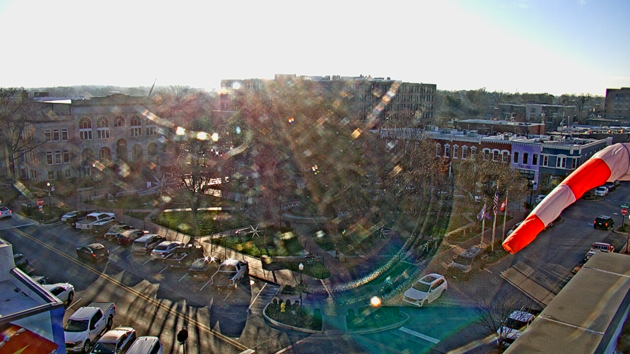 Thumbnail for current weather camera view from Walton�s 5 & 10 in Bentonville, Arkansas